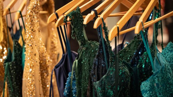 Bottega Veneta i Balenciaga donose upečatljive suknje za 2026.