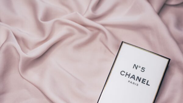 Kako nositi tvid sakoe: Chanel inspiracija za jesen