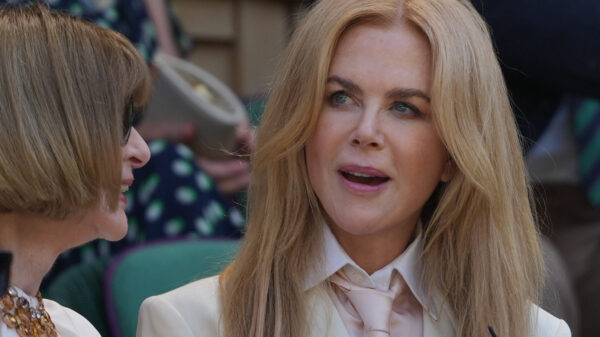 Sandra Bulok i Nikol Kidman u monohromatskim izdanjima