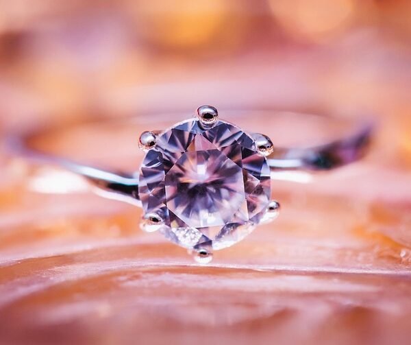 Nova kolekcija nakita Kay Jewelers već osvaja jesen
