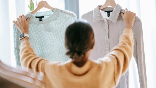 Zara, H&M i COS: Jesenji komadi po pristupačnim cenama – Zara, H&M i COS jesenji komadi