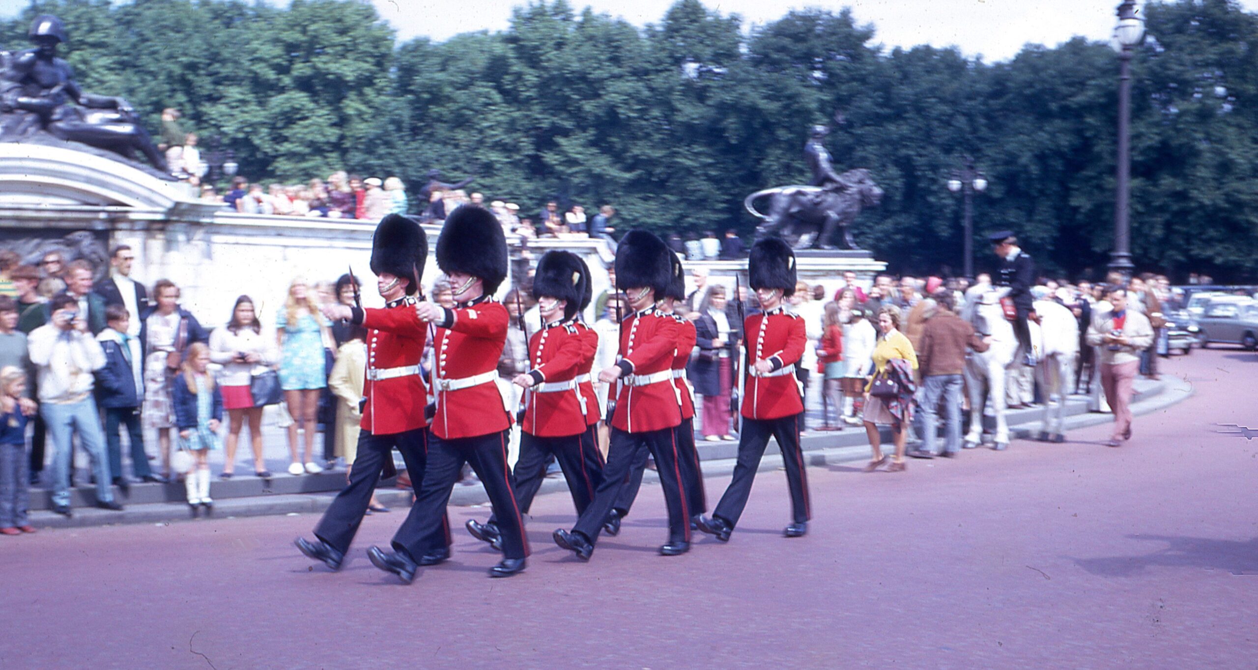Osvetnička haljina princeze Dajane ponovo osvaja pažnju