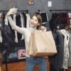 Kako nositi kožni mantil kao Rosie Huntington-Whiteley