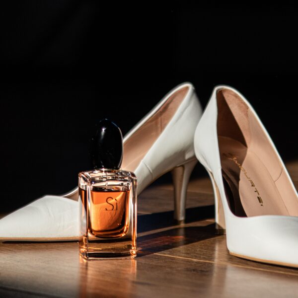 YSL lansirao Black Opium parfem za svečane trenutke