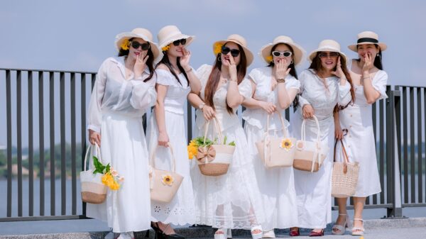 Modne ikone nedelje u Parizu: Stilovi koji osvajaju – Paris Fashion Week