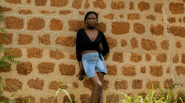 H&M denim midi suknje su hit za jesen
