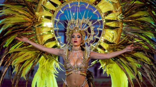 Jade konačno dobija priznanje za pesmu 'Angel Of My Dreams' – Jade Angel Of My Dreams